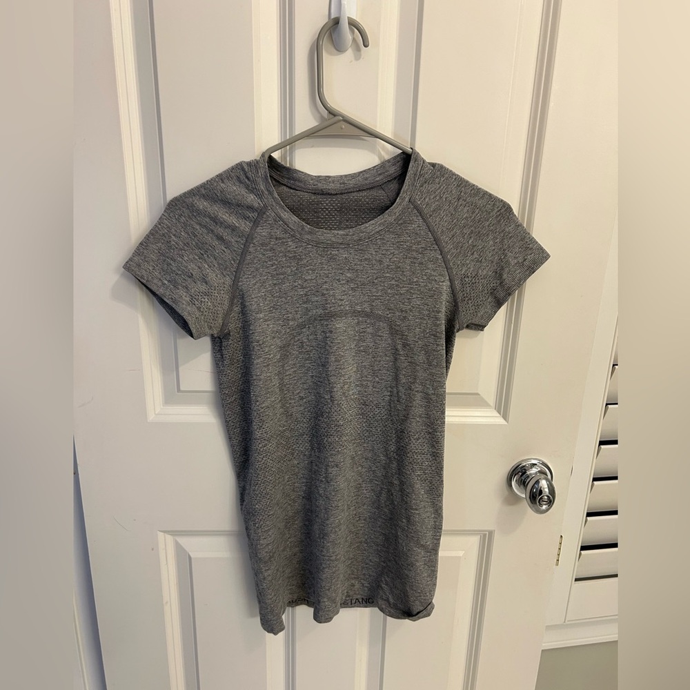 Lululemon Short Sleeve Swiftly Tech